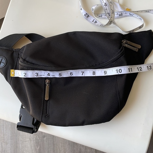 Fanny pack - Picture 3 of 3